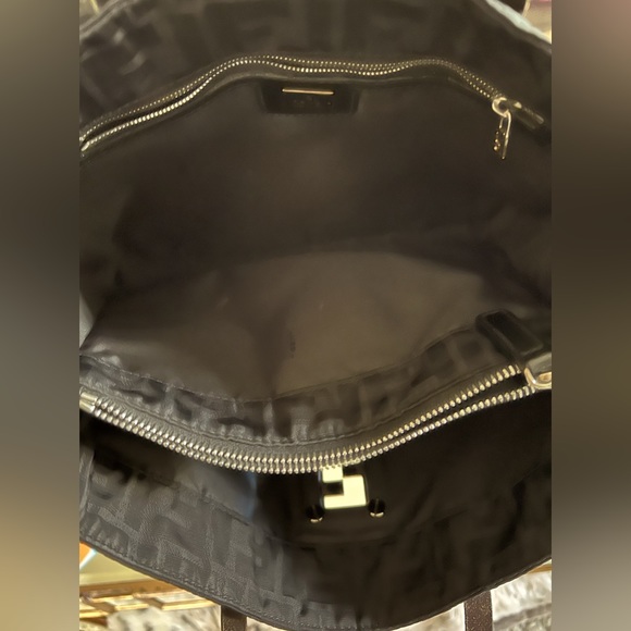 Fendi Vintage Zucca Roll Tote Bag - Picture 4 of 9